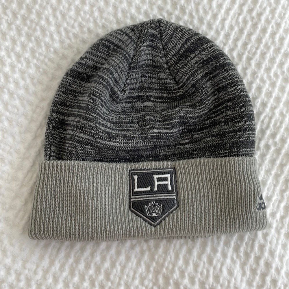 NWOT Adidas LA Kings beanie